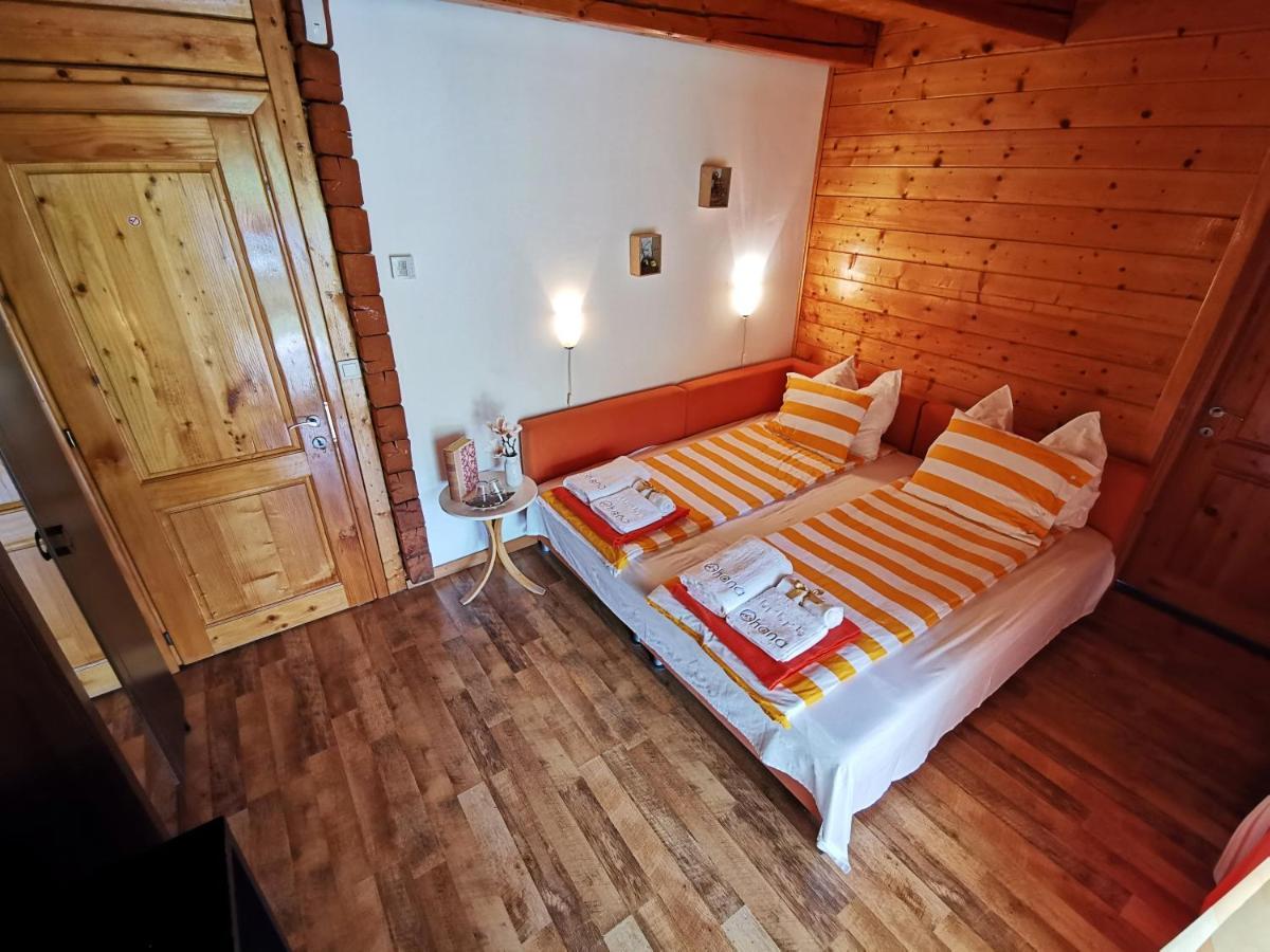 Ohana Boutique Hotel Vistea de Sus Екстер'єр фото