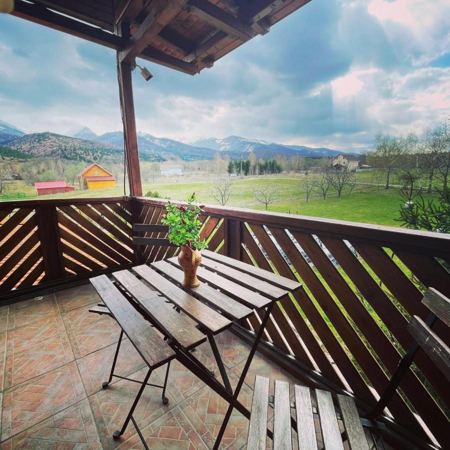 Ohana Boutique Hotel Vistea de Sus Екстер'єр фото